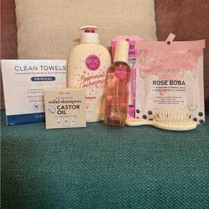 NWT-Beauty Bundle